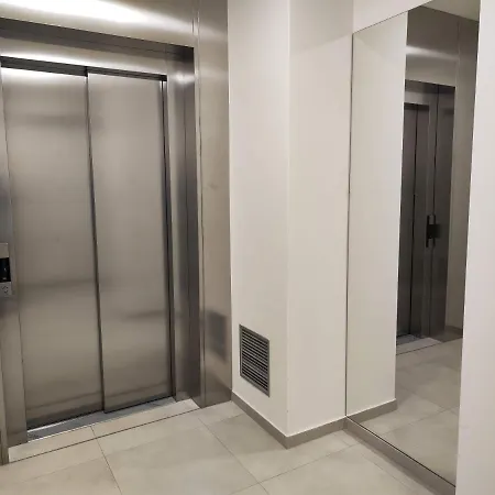 Διαμέρισμα Yarn - Free Private Parking - Balcony With View - Shopping Mall