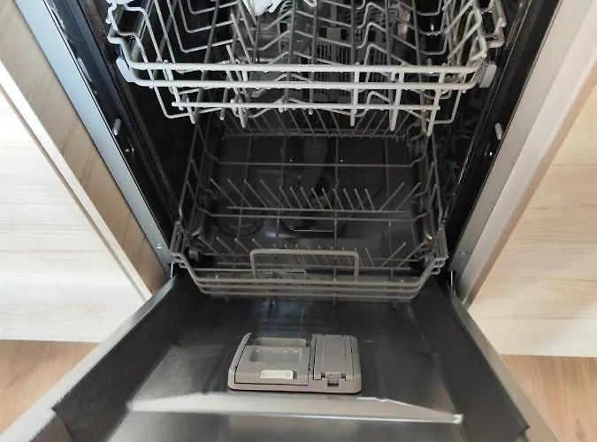 Yarn - Free Private Parking - Balcony With View - Shopping Mall *