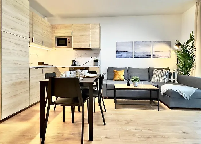 Appartement Yarn - Free Private Parking - Balcony With View - Shopping Mall *