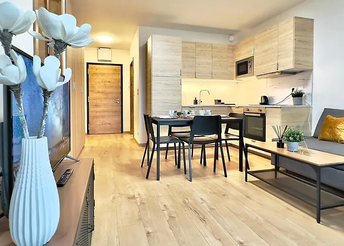 Appartement Yarn - Free Private Parking - Balcony With View - Shopping Mall