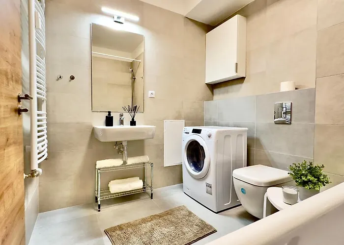 Apartment Yarn - Free Private Parking - Balcony With View - Shopping Mall Bratislava